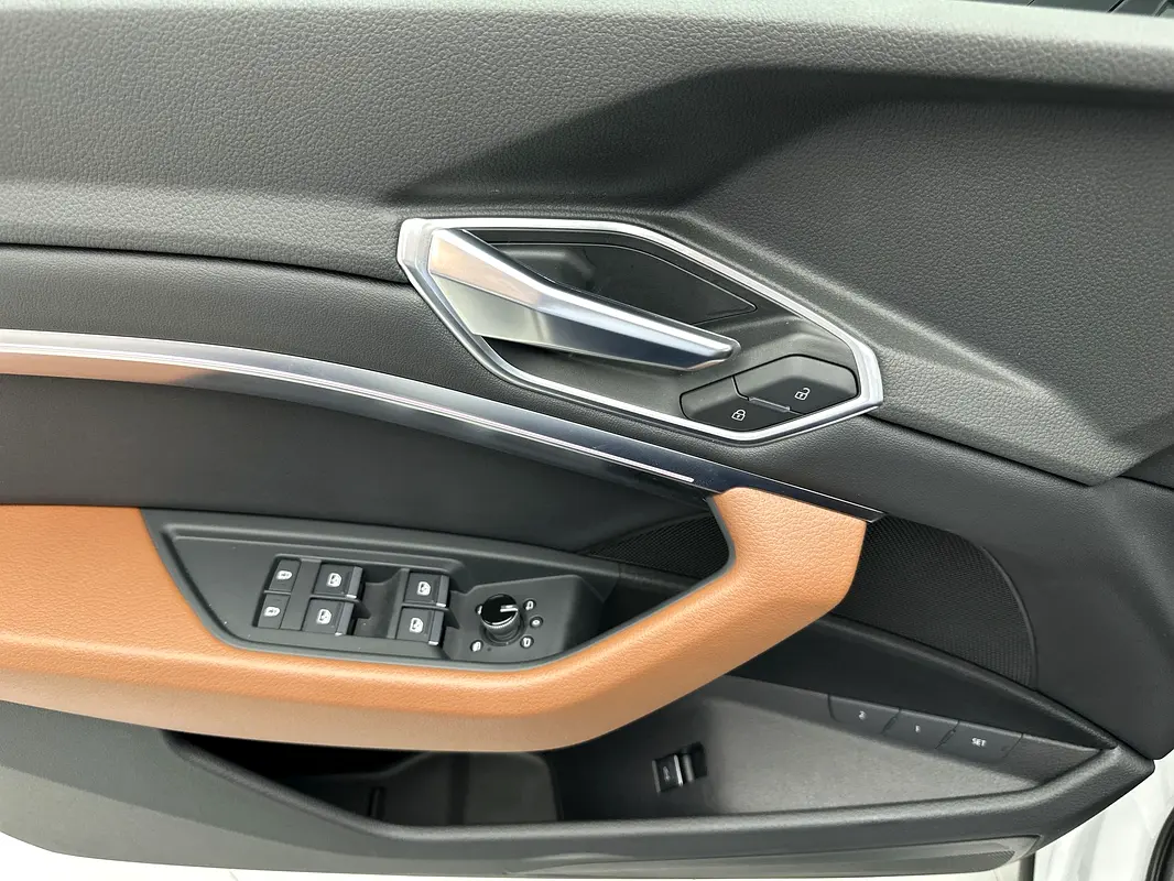 Audi e-tron 2023