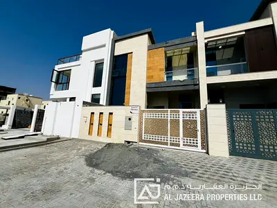 Super Deluxe Town House For Sale