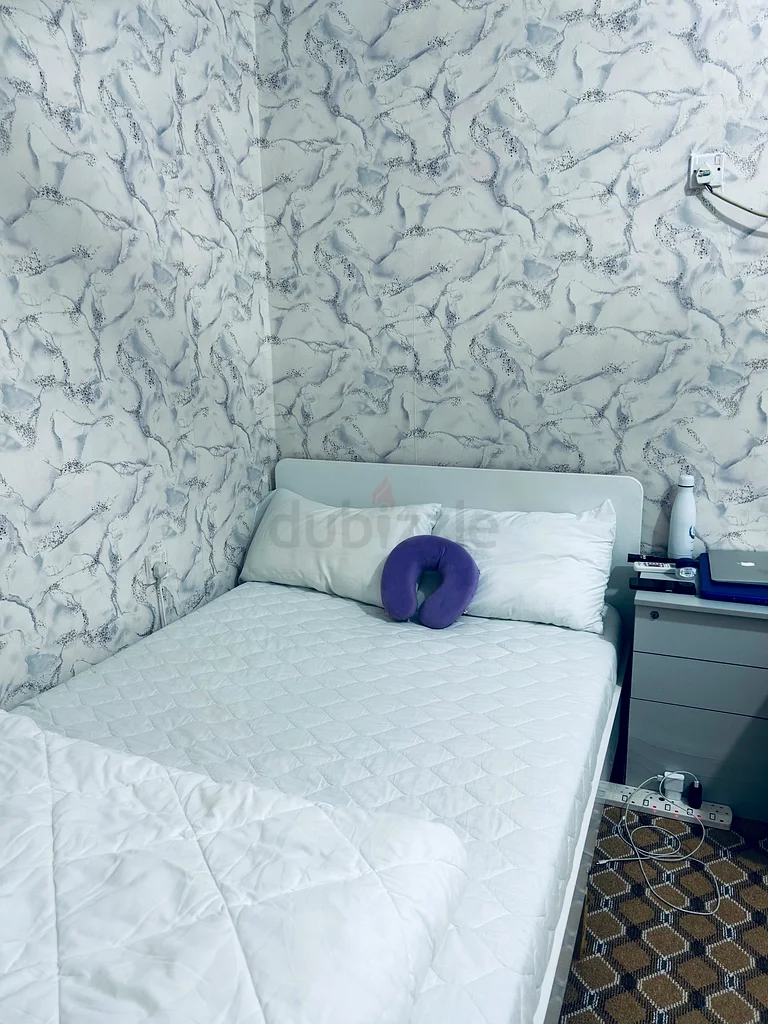 Villa Close Partition for rent Al Rashidiya Dubai Near Center point