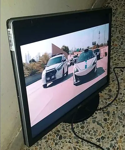 4K Dell 27inc Ultra HD LED Monitor With HDMI + 2DP  Hidrolic Stand Model No P2715Q