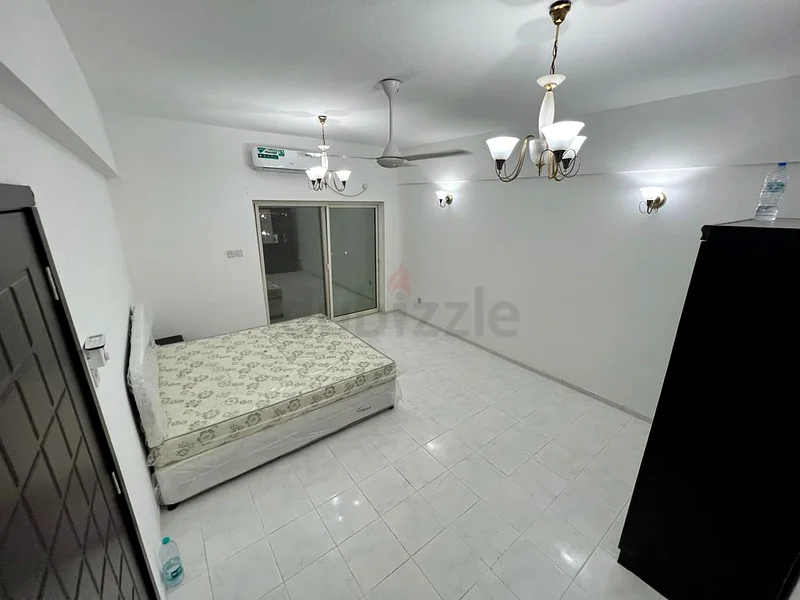 Apartment Separate room for indian ladies or family in DAFZA Metro
