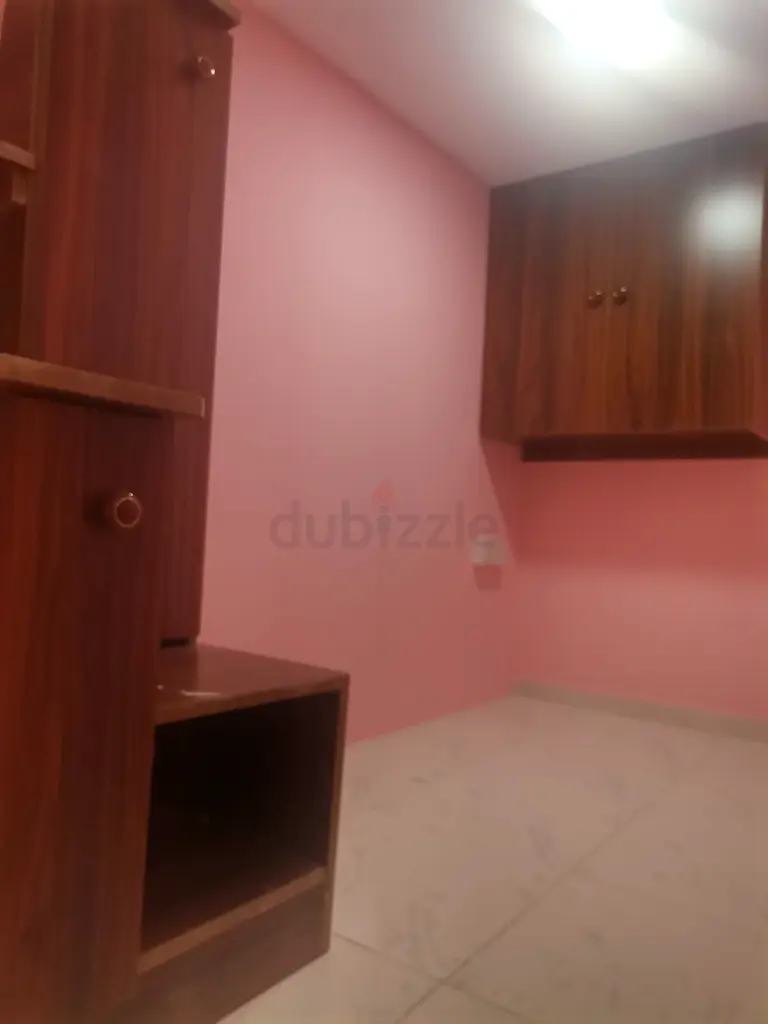 Apartment Partition available in Burjuman exit 2 area Dubai