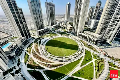 Corner Unit/ Park View/ Spacious Layout