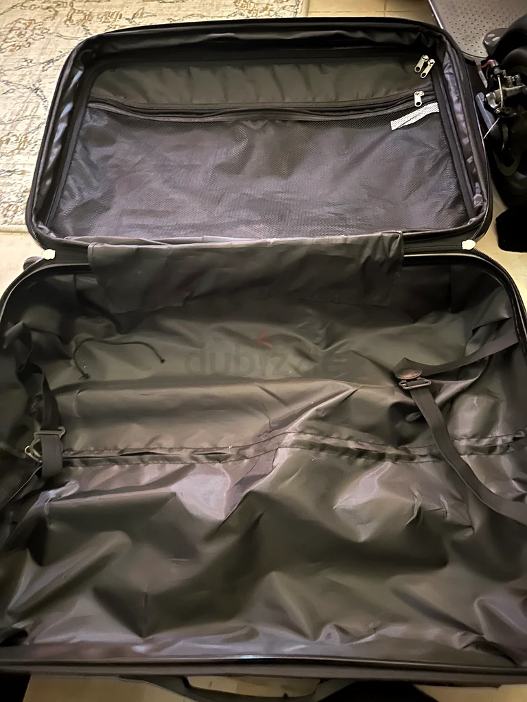 Roller luggage63234617382657111