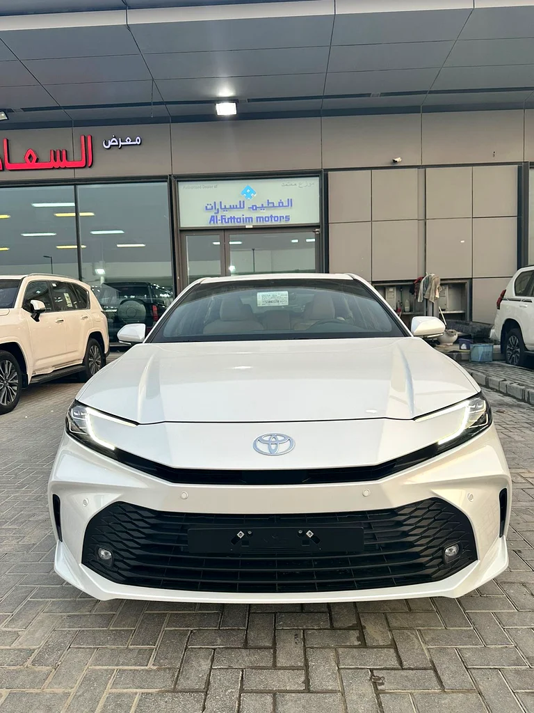 تويوتا كامري 2025631472117671701120