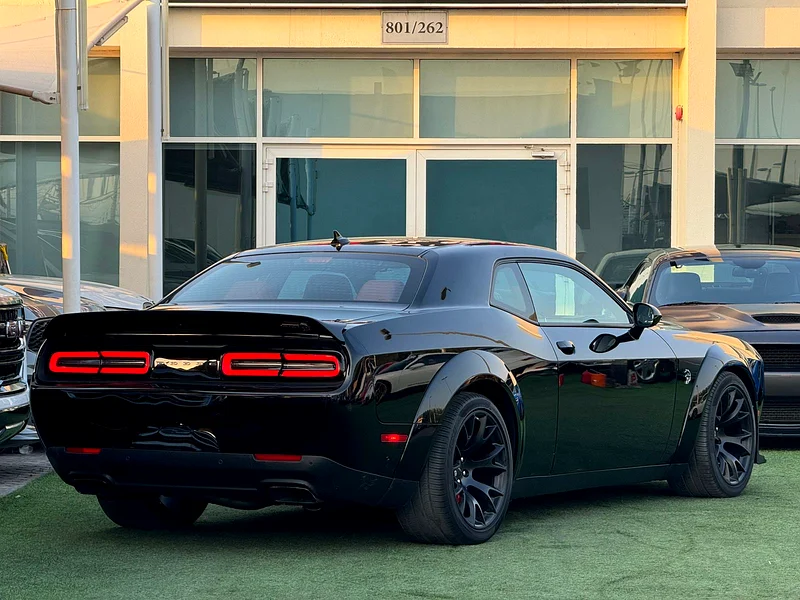 DODGE CHALLENGER SRT HELLCAT JAILBREAK WIDEBODY 717HP  ORIGINAL PAINT63173119539459114