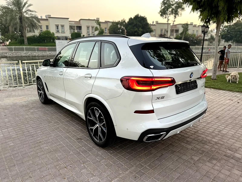 2020 BMW X5 XDrive 40i M-Kit Engine V6 Gcc specs done 140,000 Km  Original paint63159711447425113