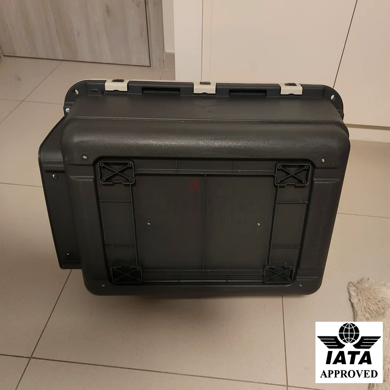جافل معتمد من إياتا للكلاب والقطط – جودة ألمانية63233644804225112