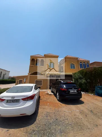 Luxury Specious 5 Master Bedrooms Villa For Rent In Mowaihat 2 Rent Only 90k