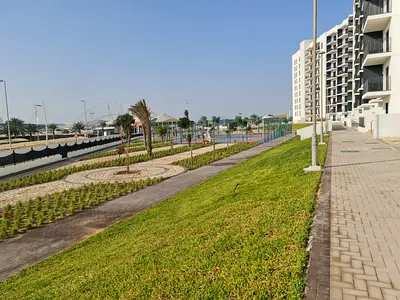 Unfurnished | Balcony | Community View