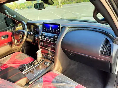 2011 Infiniti QX56 照片 12