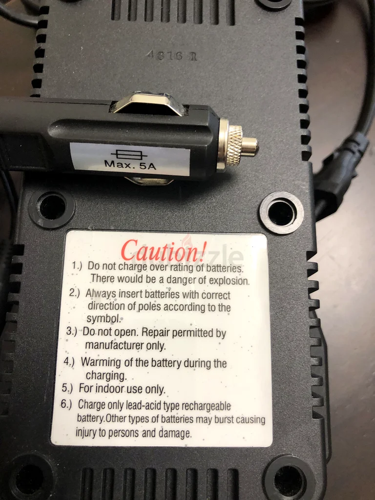 Battery charger63260219483267111