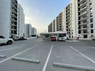 Unfurnished | 2br | Balcony