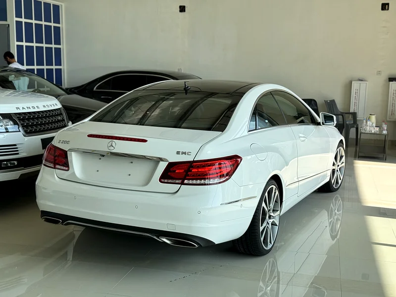 2016 Mercedes-Benz E200 Coupe GCC in perfect condition with original paint63140685583747112