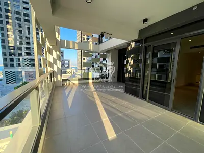 Brand New | Huge Balcony | Prime Location \ Vacant