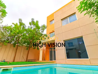 Spacious Five-bedroom | Private Pool | Extended Garden