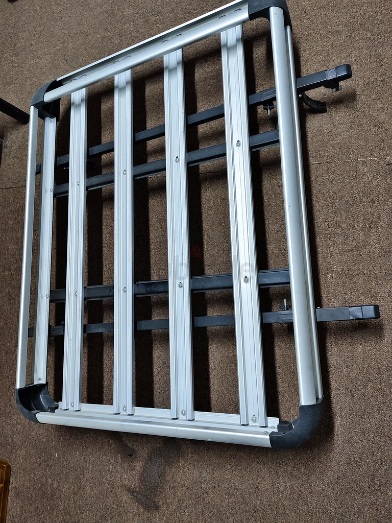 Car roof stand632467471381791126