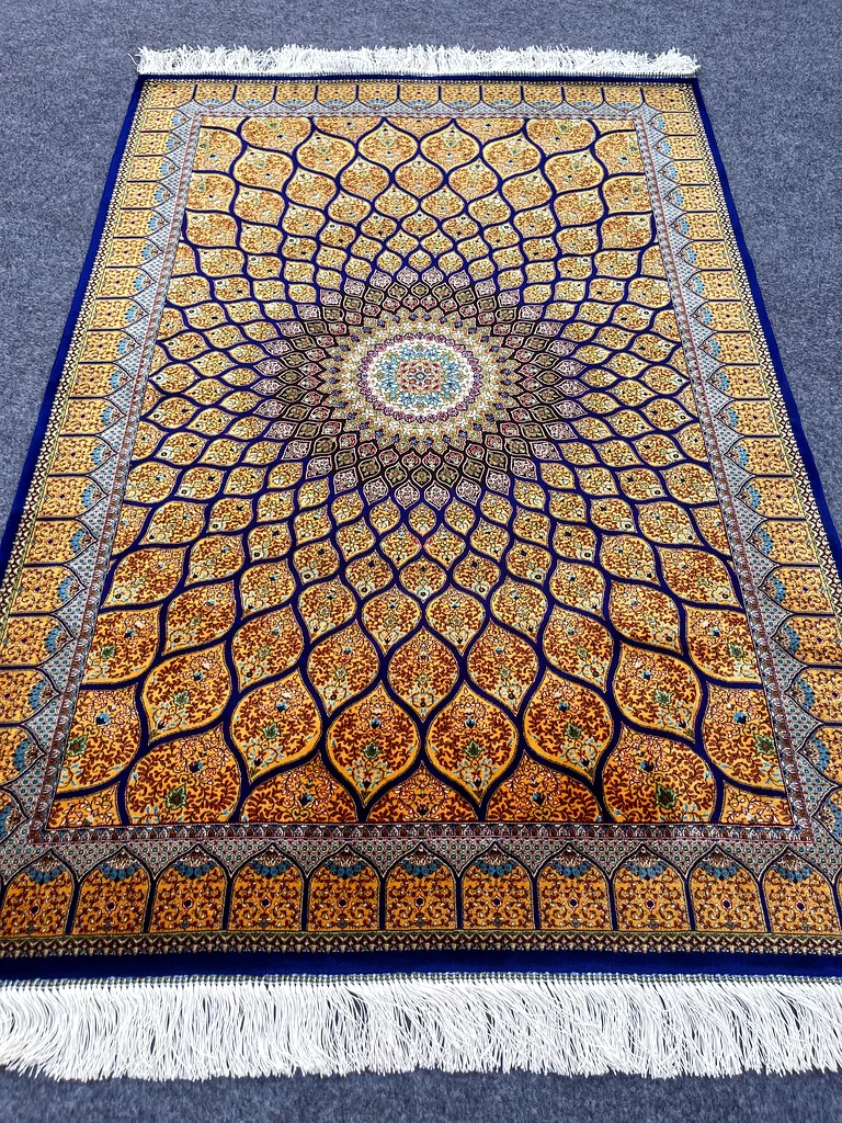 100 × 146 سم | سجادة فارسية حريرية جميلة جديدة قمبد ذهبية63183722859522111