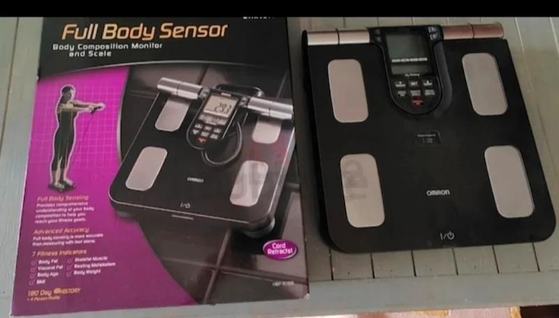 OMRON WEIGHT SCALE BODY COMPOSITION MONITOR63242687380097111