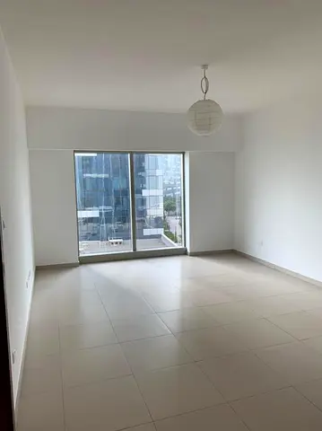 1br High Floor With Rent Refund