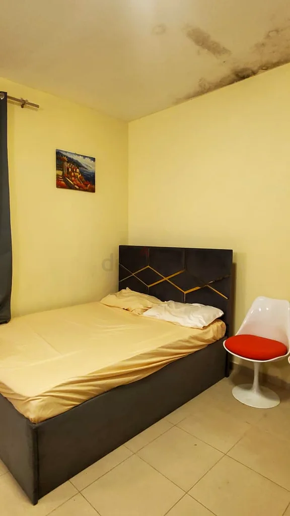 Apartment Master Room for rent in Al Barsha 1 only for female and