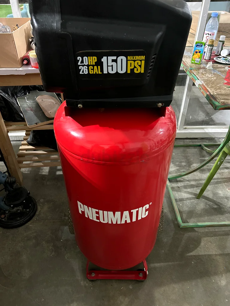 Central Pneumatic 26 gal Air compressor
