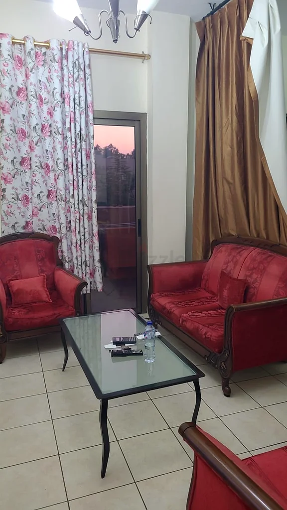 Apartment 1 BHK room with partition for south Indian Bachelors Dubai