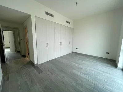 Luxurious Living | Next To The Park | Noya