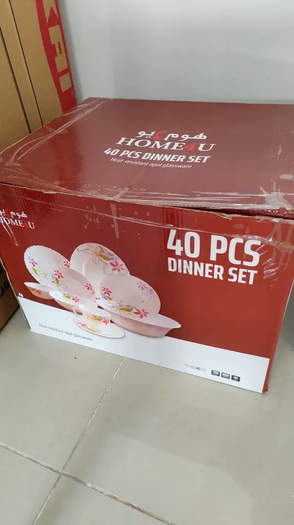 Dinner set for sale