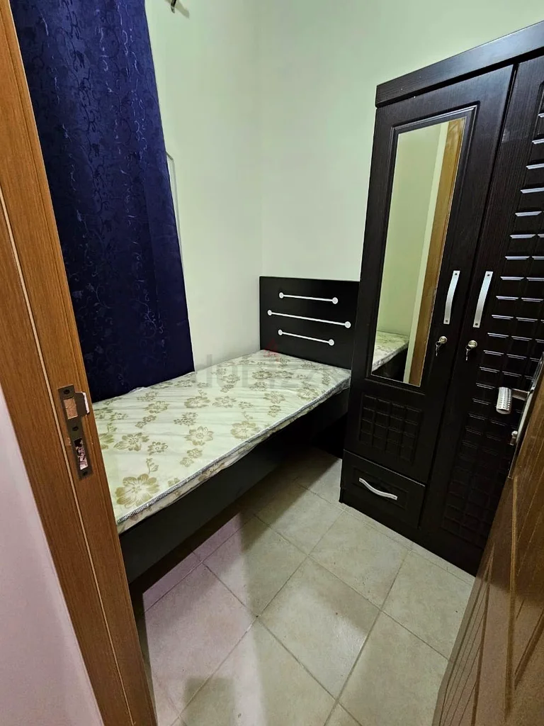 شقة للإيجار Partition Available in discovery garden دوبيزل كل المدن