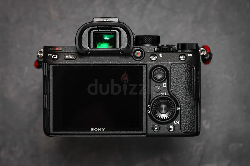 SONY A7R III MIRRORLESS CAMERA