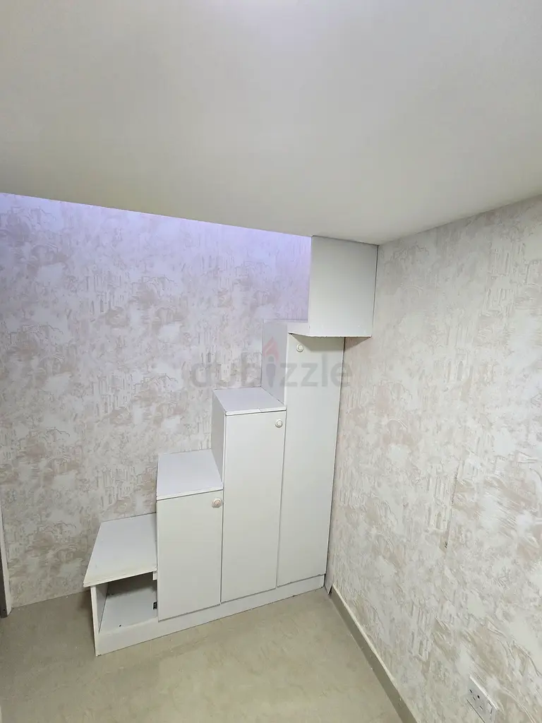 Apartment Brand New !!!! Partition in Bur Dubai Dubai