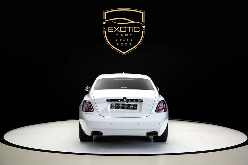 GHOST BLACK BADGE | STARLIGHT | TWO TONE INTERIOR | REAR ENTERTAINMENT63175706039043114
