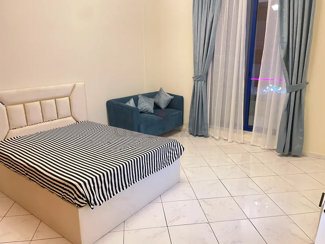 Apartment Spacious Bed Room with Balcony available for rent in Abu