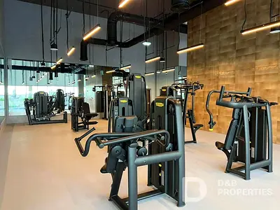 Spacious 3 Bhk | Vacant | 4 Year Plan