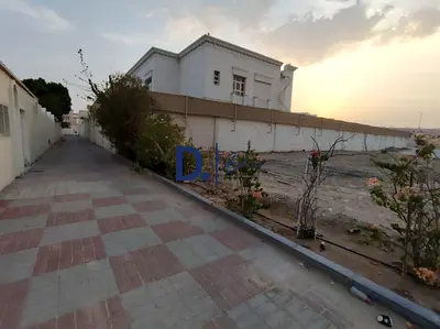 Private Entrance 3 Bedrooms' +maid In Mbz