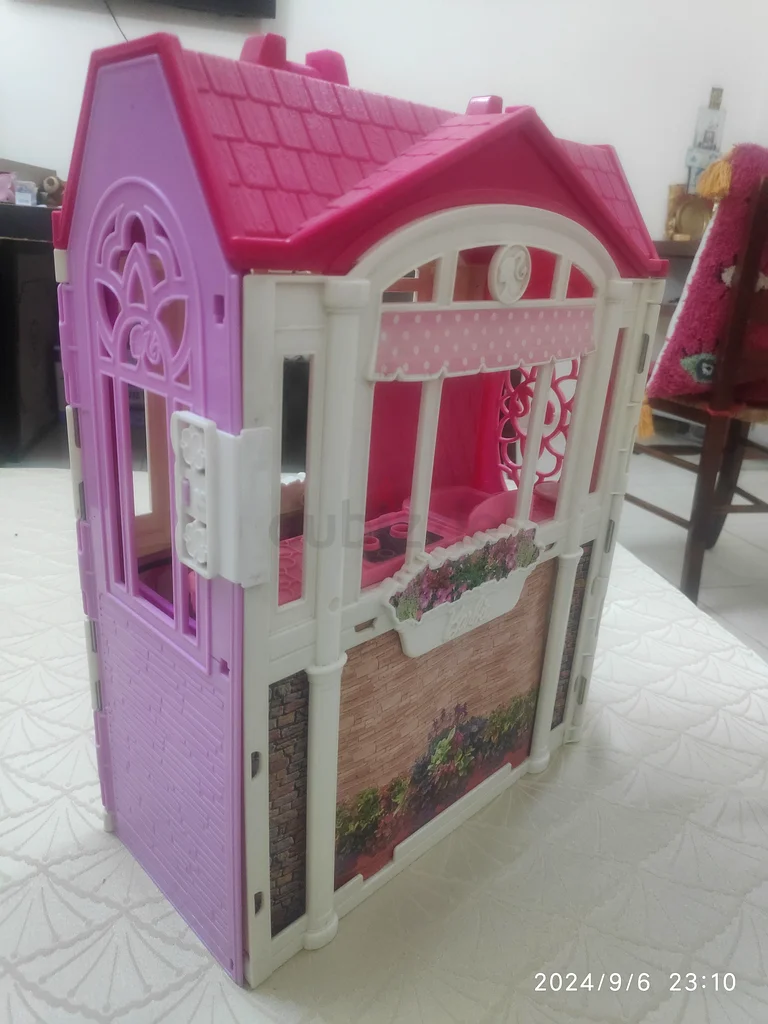 Barbie Doll House63226270903426112