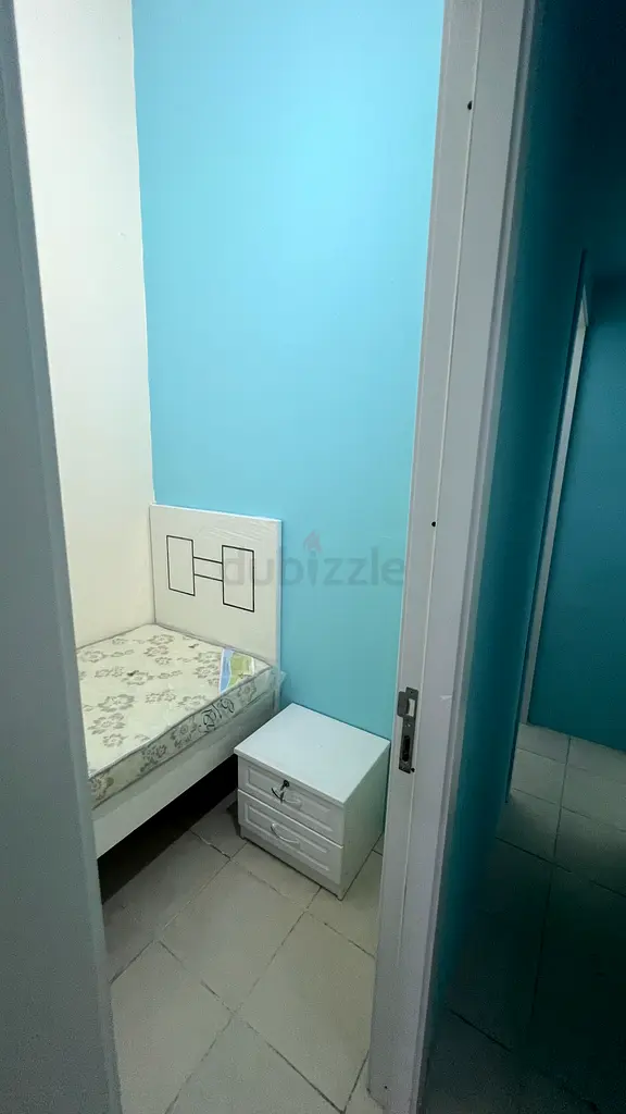 شقة للإيجار Available partition in discovery gardens دوبيزل دبي