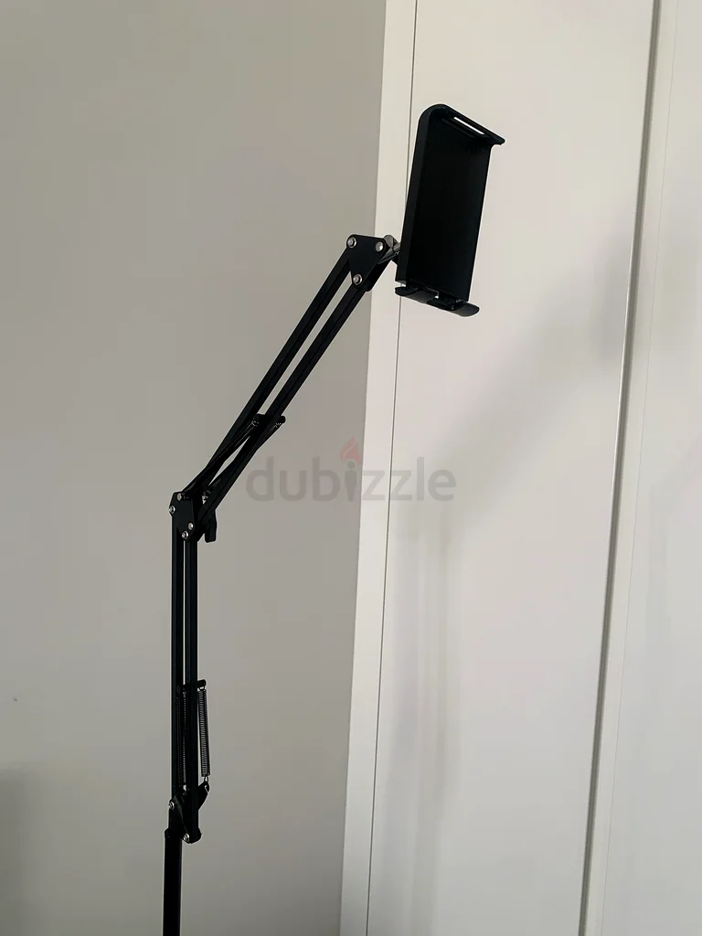 Mobile Stand63221856274434113