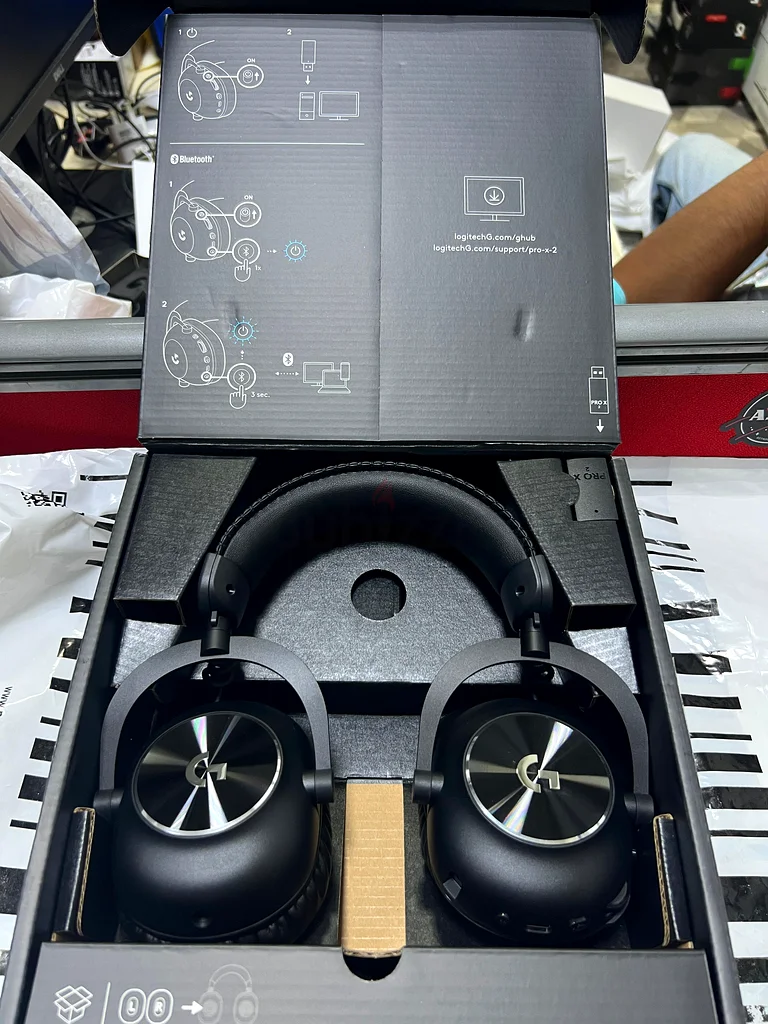 Logitech Pro x 2 lightspeed headphone63256064855171112