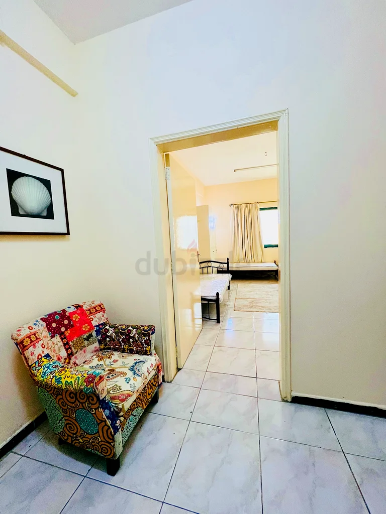 Apartment EXECUTIVE BEDSPACE I 200 METERS TO DUBAI BUS STATION I 10