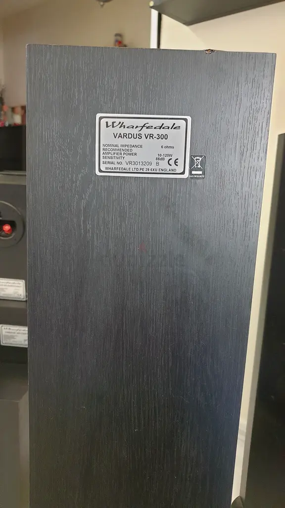 Wharfedale 5.1 Home Theatre / ONKYO Amp.