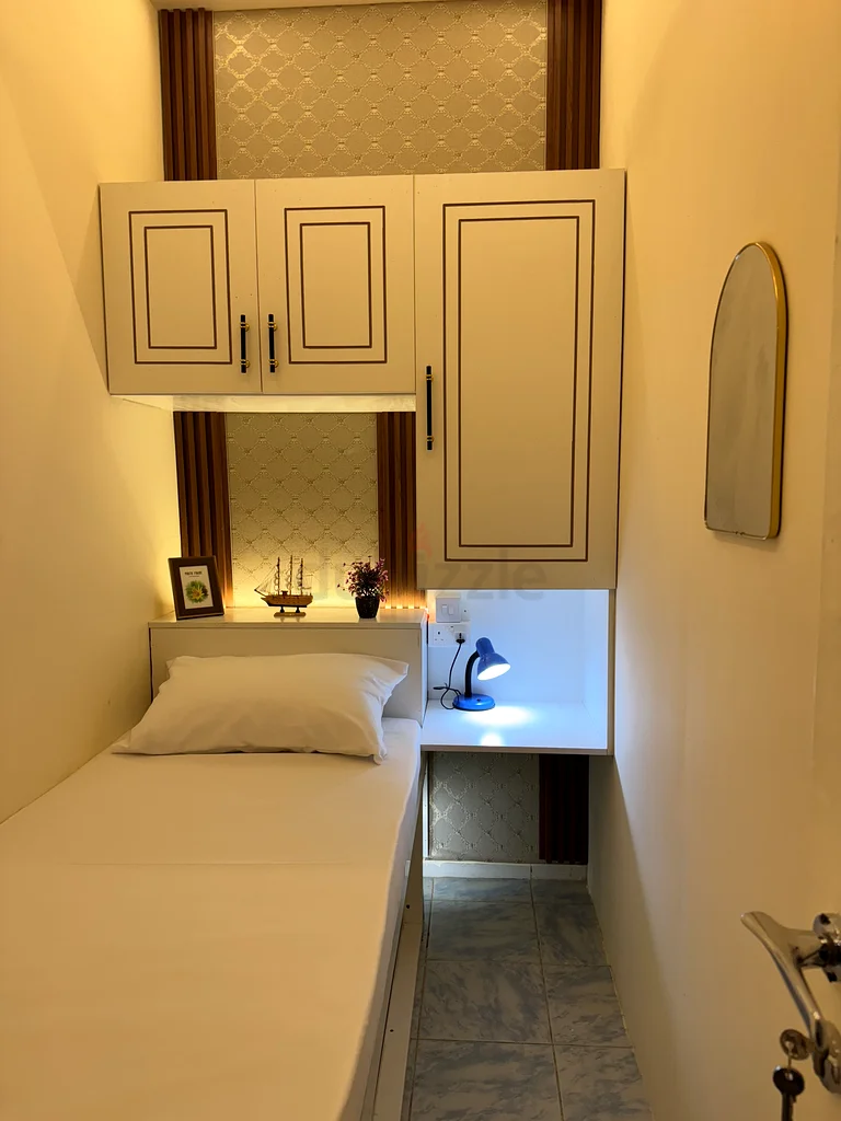 Apartment Partition Room Available Near Dafza Metro Dubai