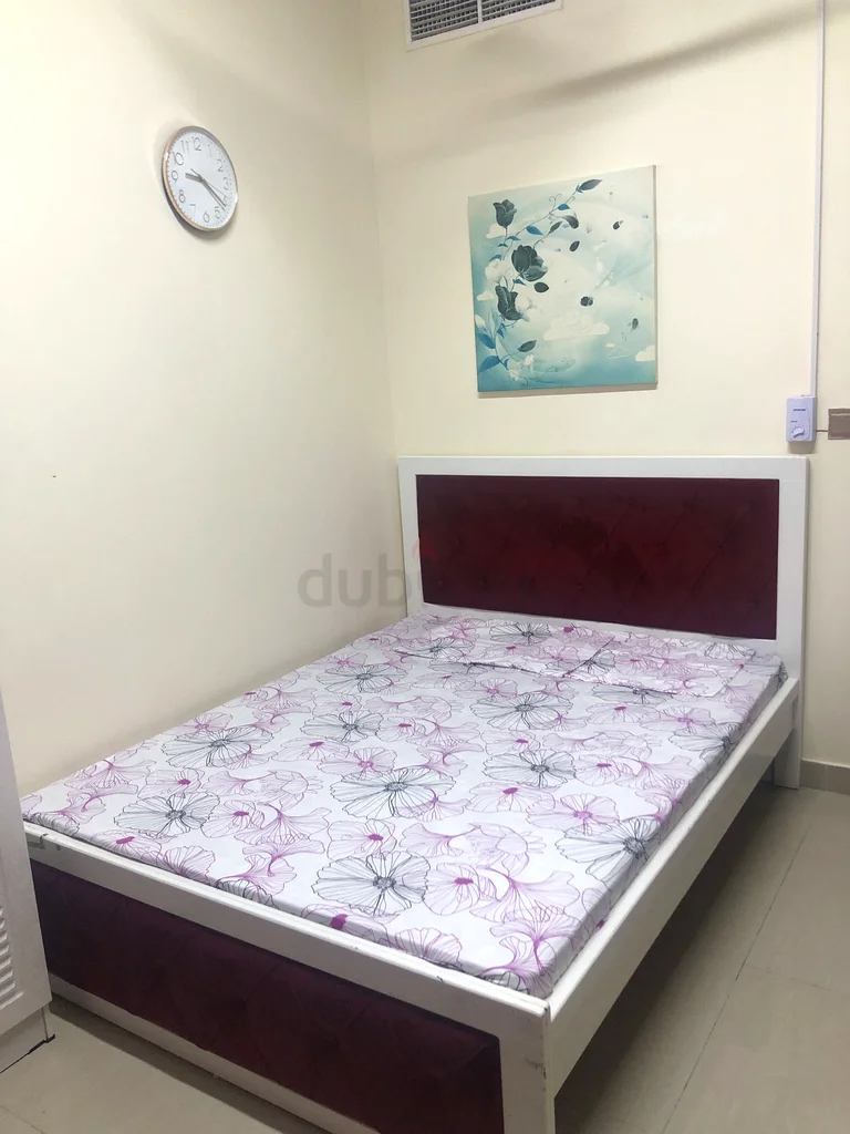 Apartment Furnished master room for couple/ single behind Nesto hyper