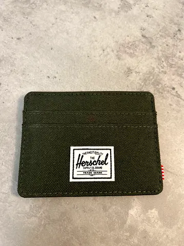 (New) herschel wallet