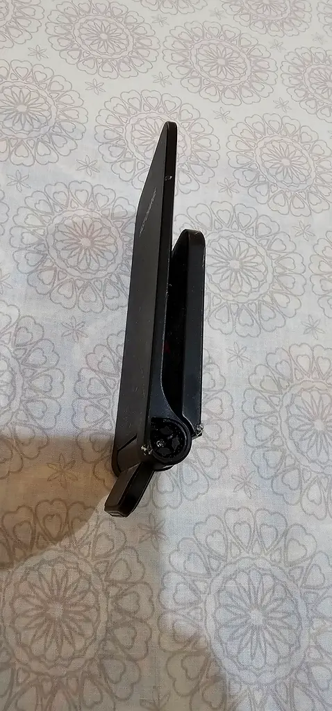 Wireless charger63221852618755112