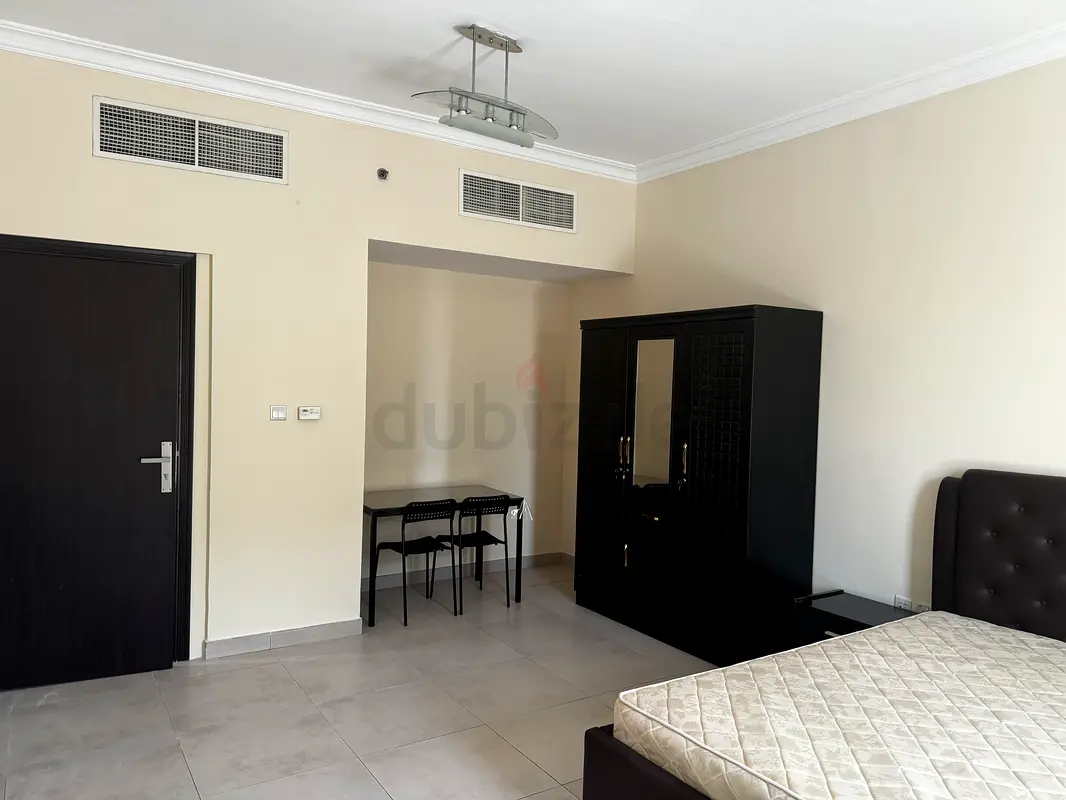 Apartment Fully furnished Family room in karama Dubai