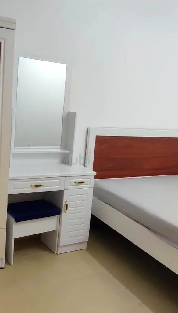 Apartment Family or Couples or Bachelors Partition Room Available in