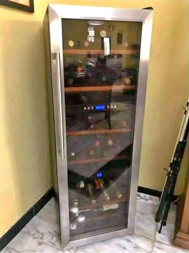 Hoover 72 bottles duel temperature wine fridge