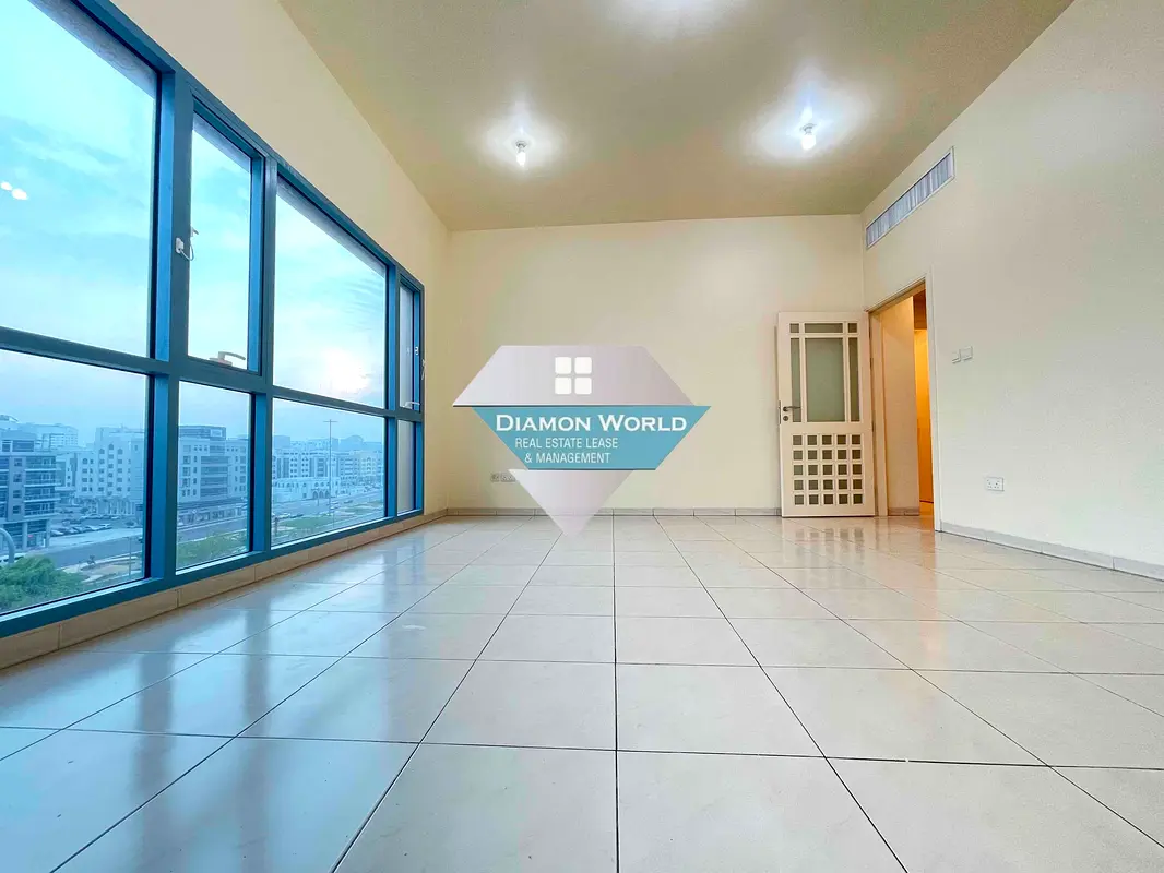 Apartment Road View 2BR Hall w/ 02 Full Bathrooms I Central AC I